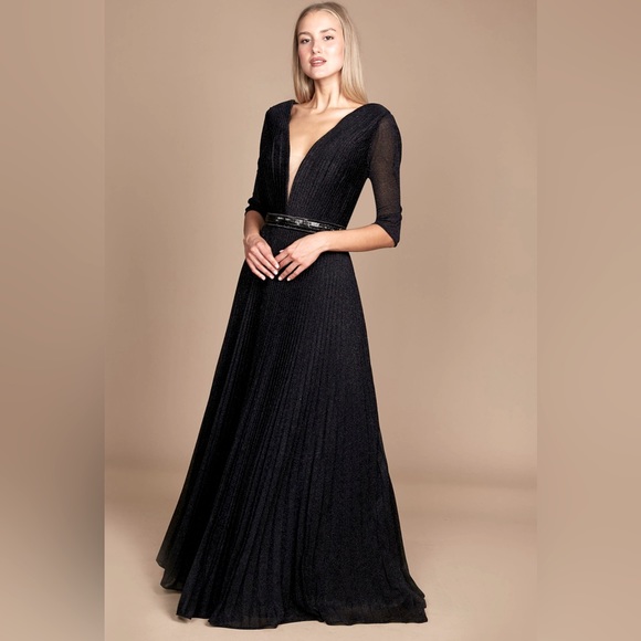 Dylan & Davids Long Sleeve Formal Evening Dress - Picture 3 of 3